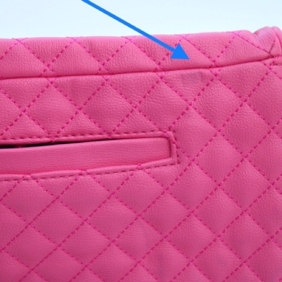 Betsy Johnson dots enough shoulder bag - Picture 9 of 10